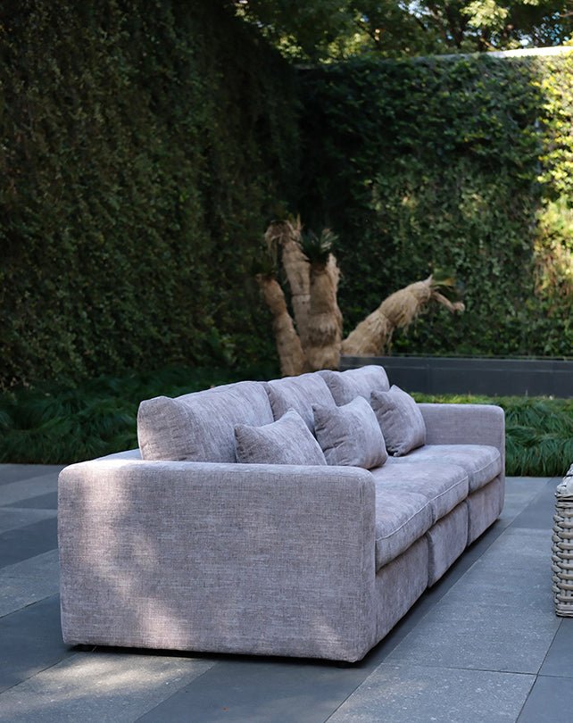 Shintia Sectional Sofa - Furniture - Republic Home