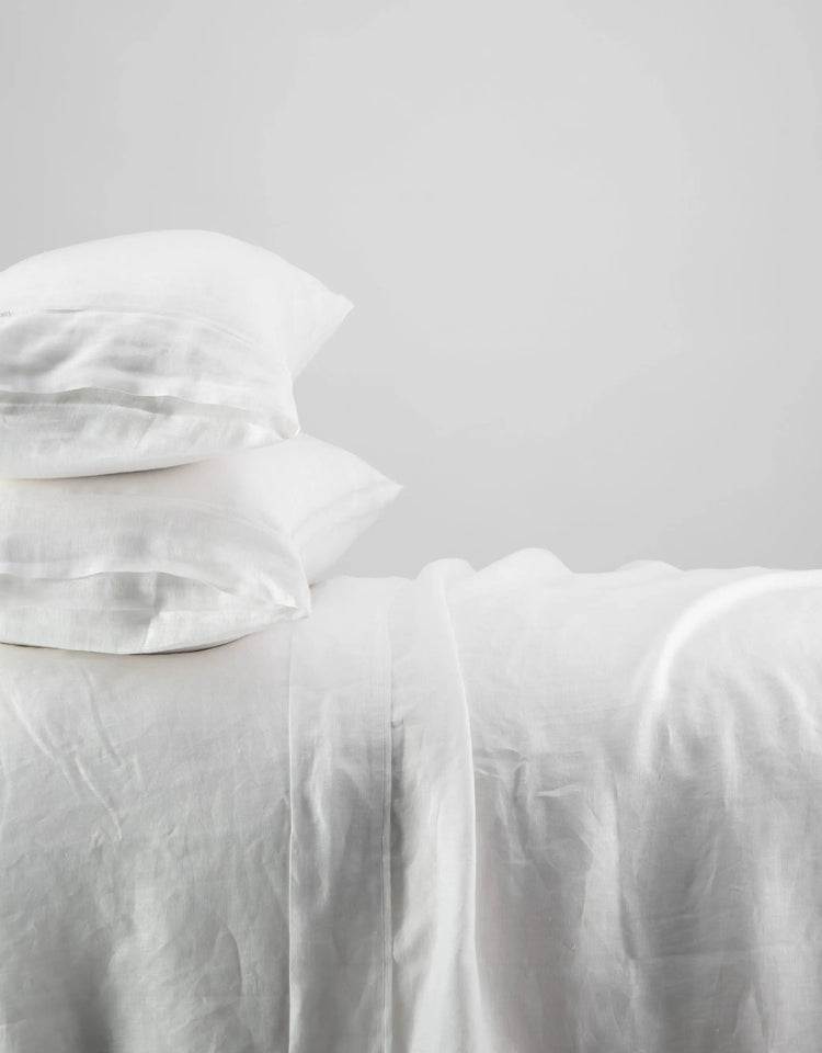 European Linen Sheet Set — White IsleOfOmni