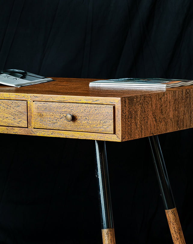 Cortina Desk