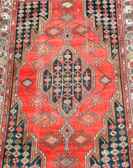 Medallion Rug 190x124cm - Rugs - Republic Home